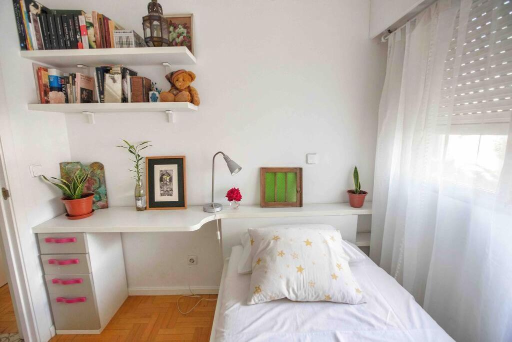 Piso Centrico, Bonito, Acogedor, Aire Acondicionado Y Piscina Enfrente De Casa מדריד מראה חיצוני תמונה